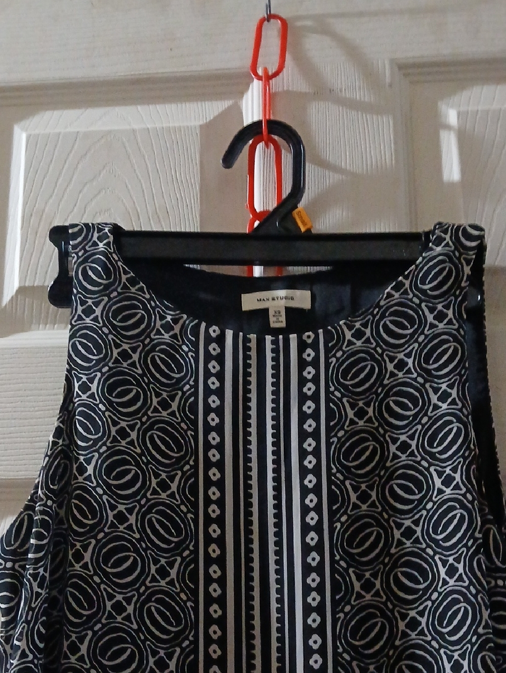 Sleeveless Black & White Printed Midi Dress by Unknown Brand